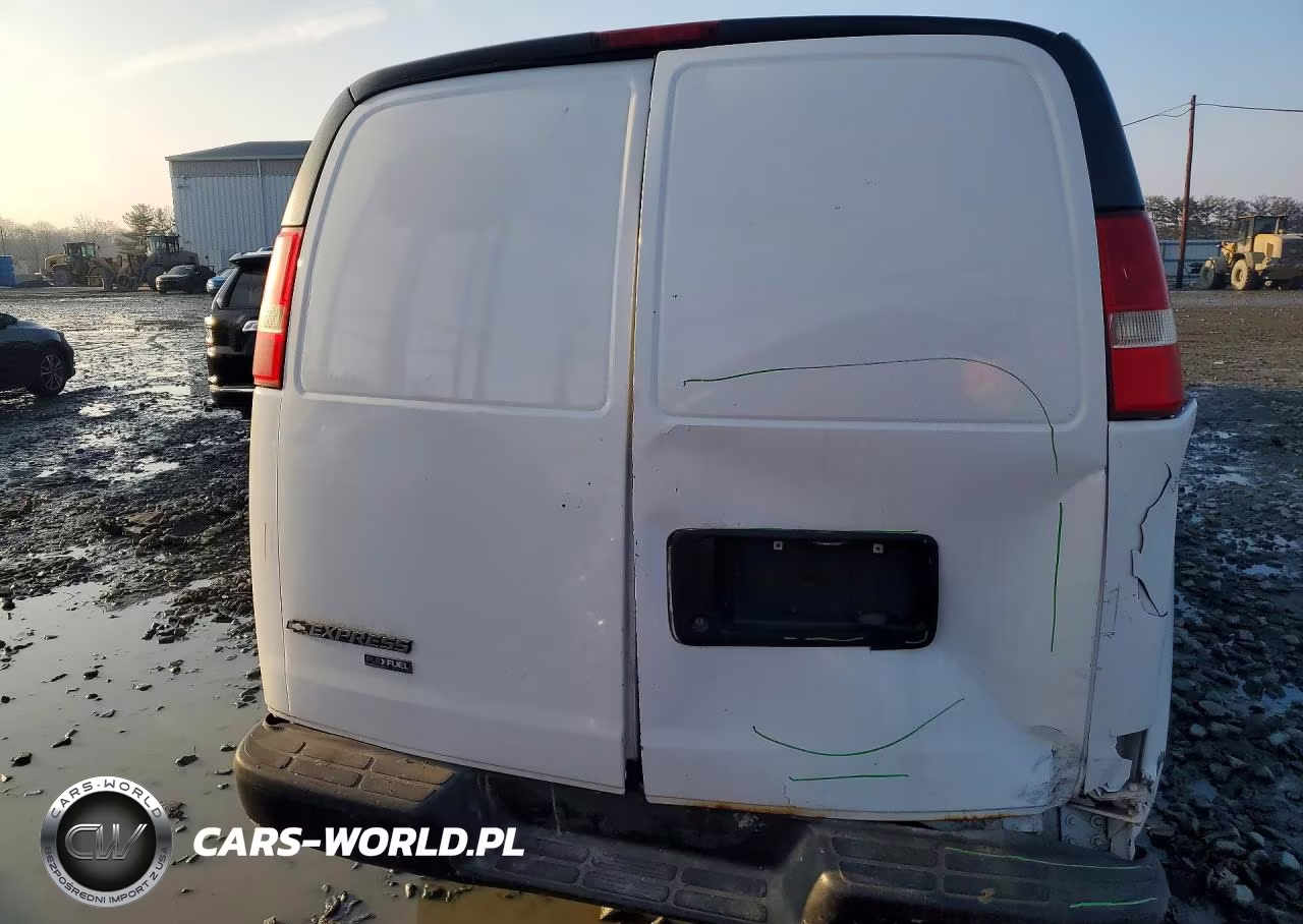 2010 Chevrolet Express G2500 VIN:1GCZGFBA5A1111828 - 6