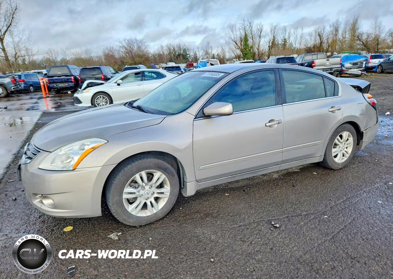 2012 Niss Altima