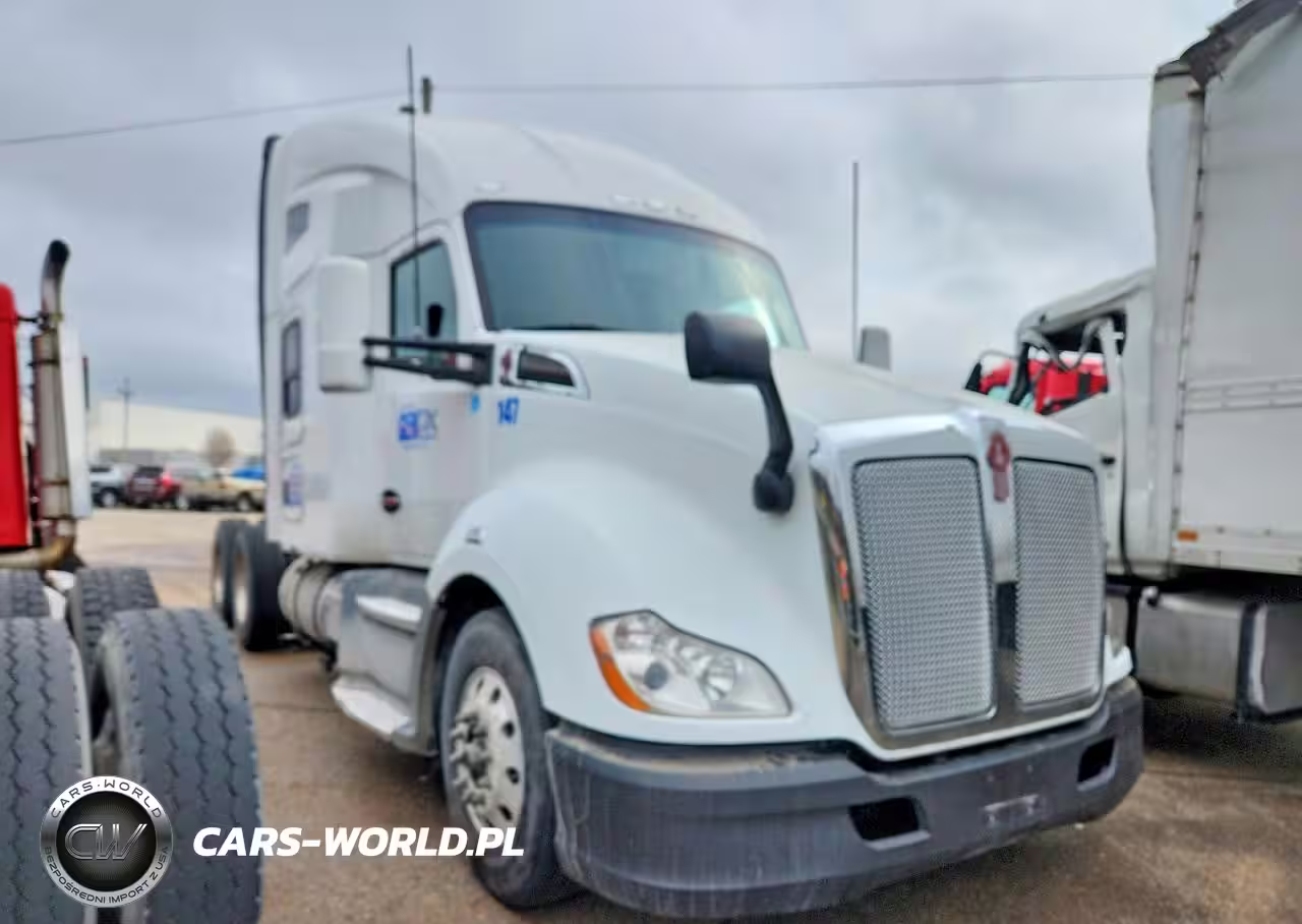 2019 Kenworth T680 Semi Truck