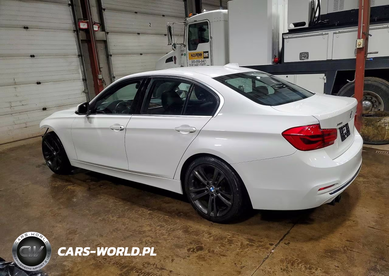 2018 BMW 330 Xi VIN:WBA8D9C53JEB34881 - 2