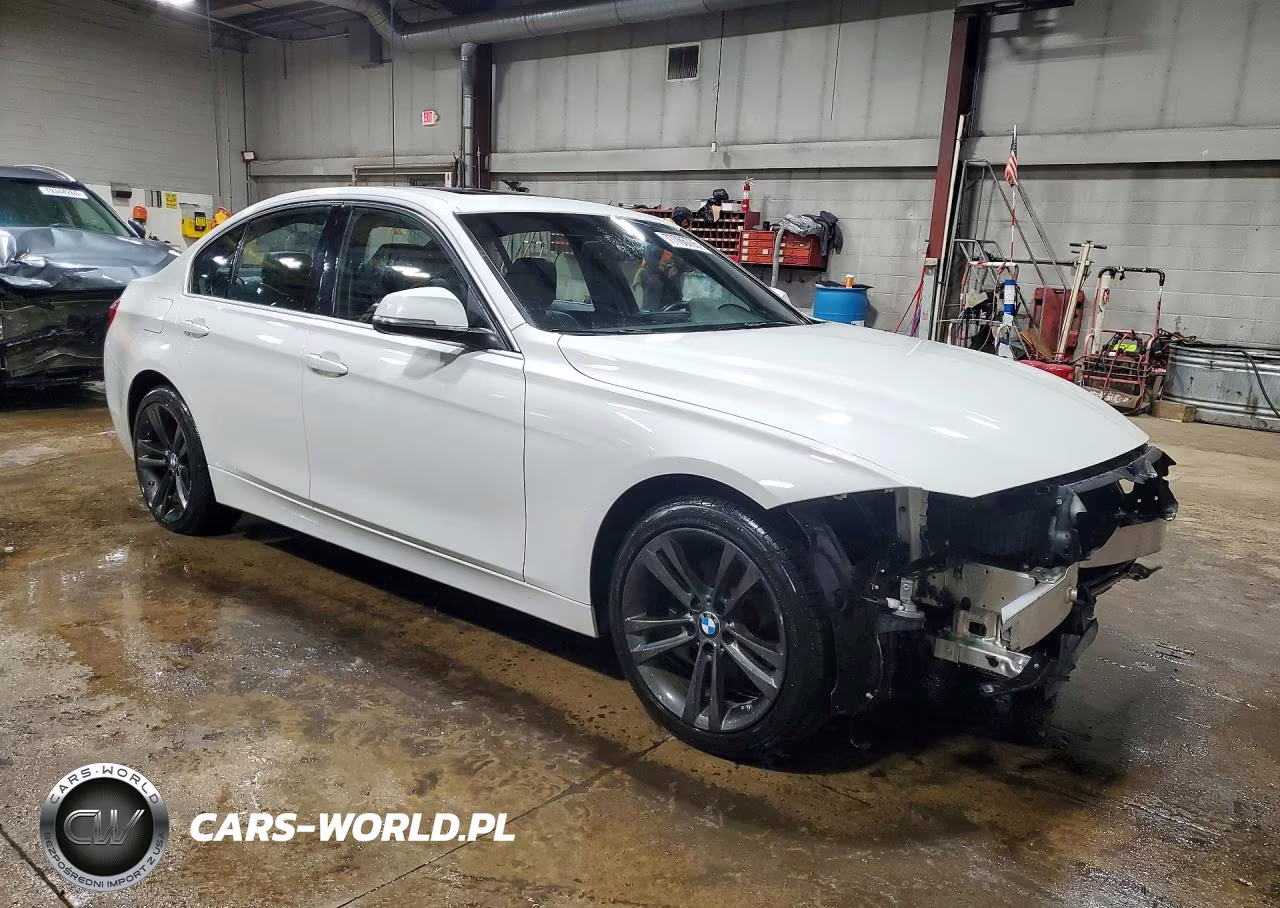 2018 BMW 330 Xi VIN:WBA8D9C53JEB34881 - 4