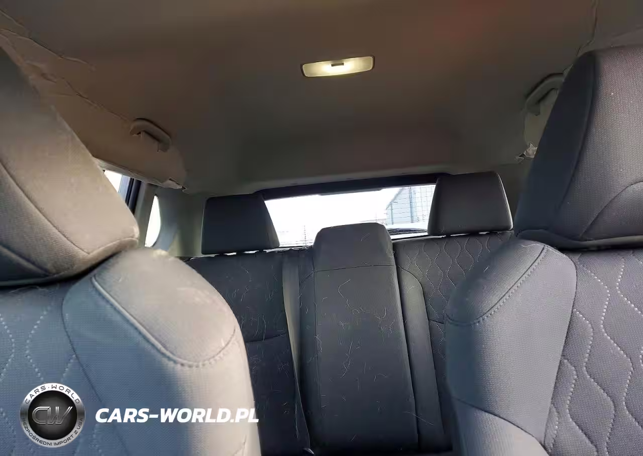 2022 Toyota Corolla Cross Le VIN:7MUCAABG6NV004672 - 10