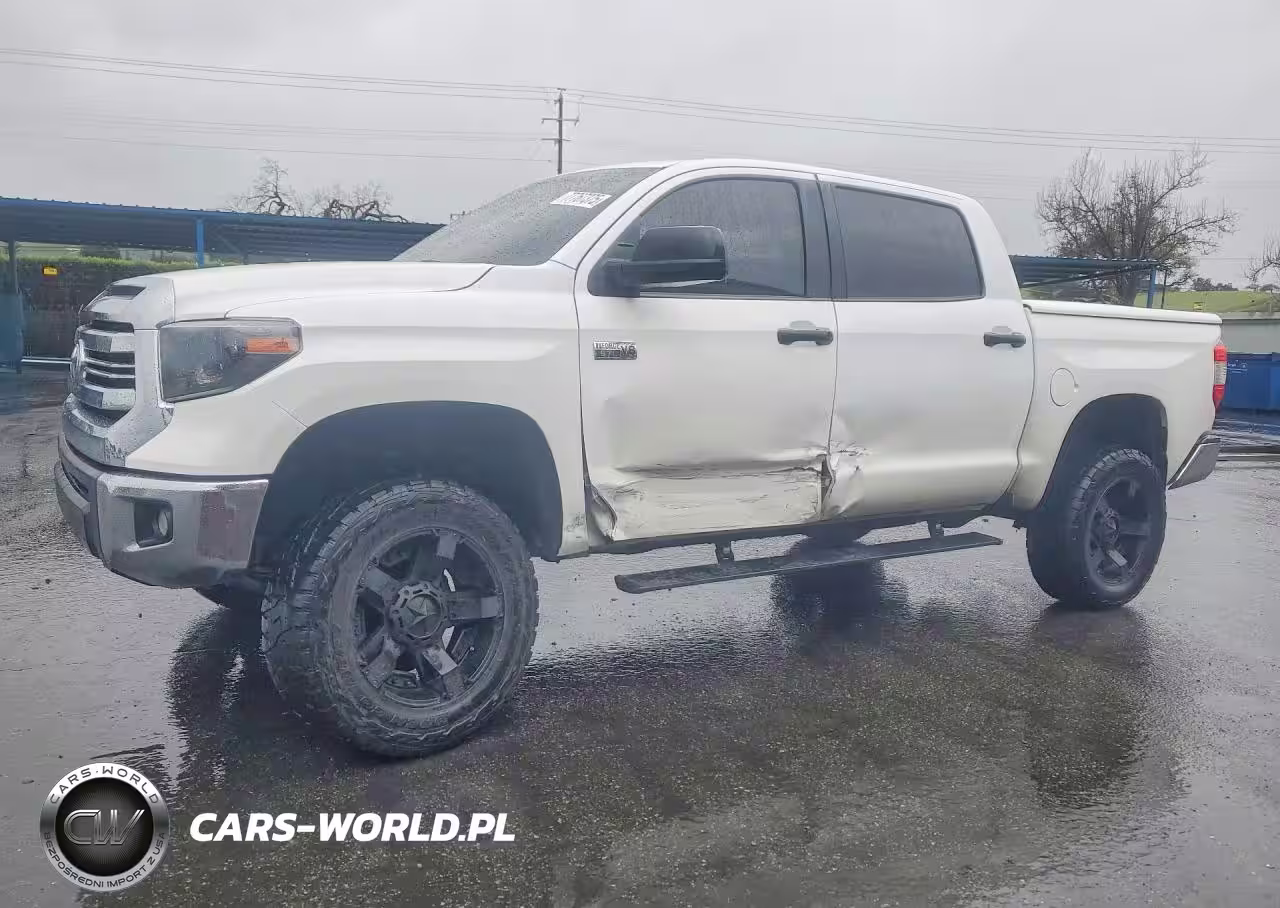 2016 Toyota Tundra Crewmax Sr5