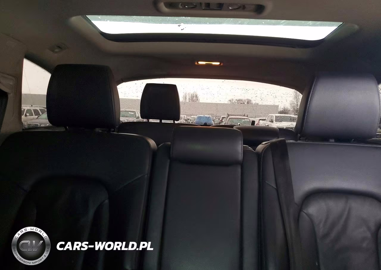 2014 Audi Q7 Premium Plus VIN:WA1LGAFE6ED006056 - 10