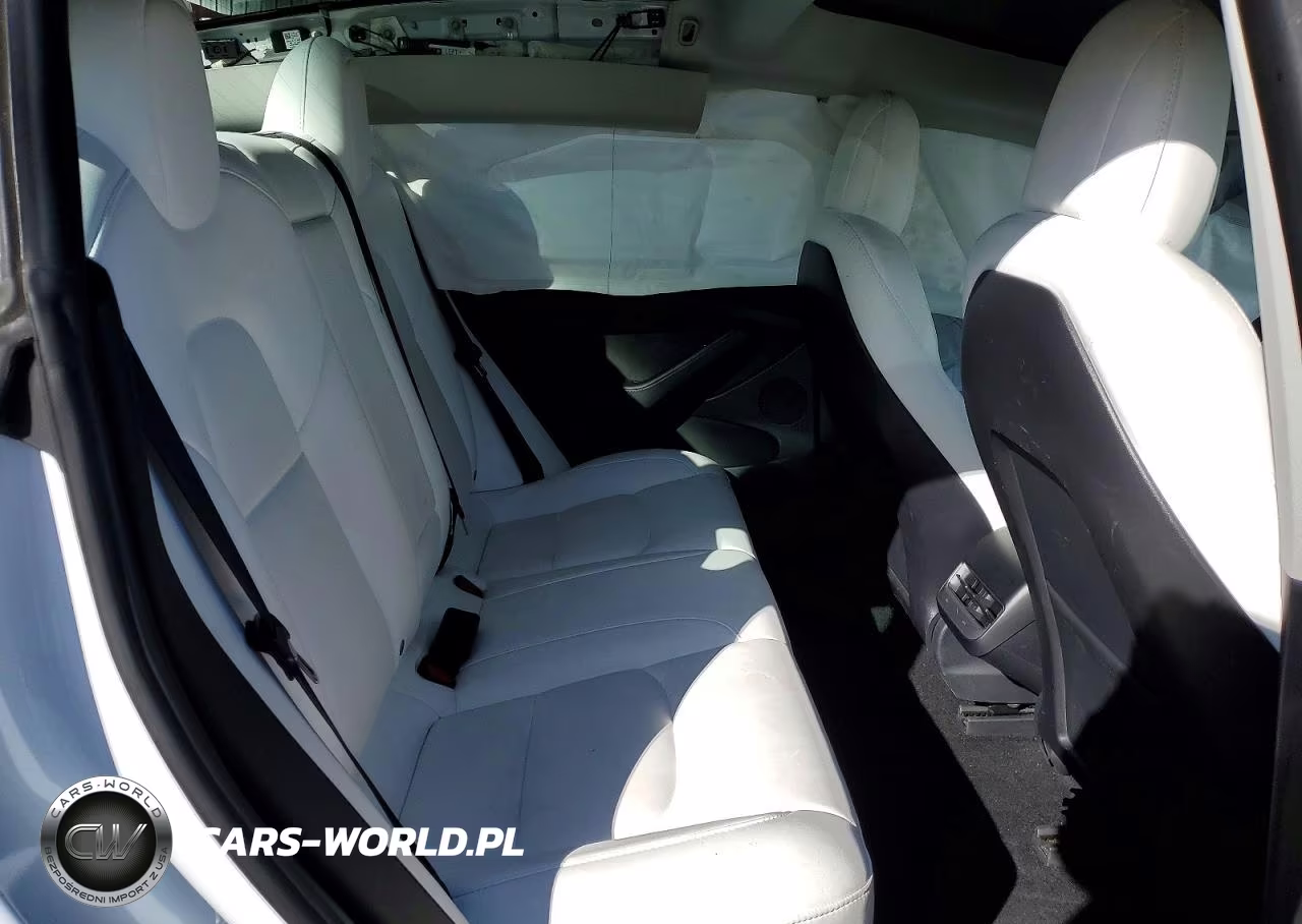 2022 Tesla Model 3 VIN:5YJ3E1EA0NF329747 - 10