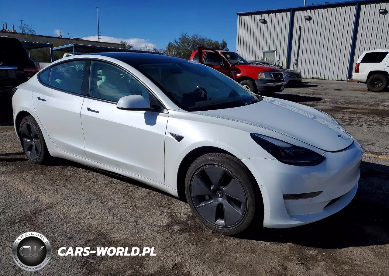 2022 Tesla Model 3 VIN:5YJ3E1EA0NF329747 - 4