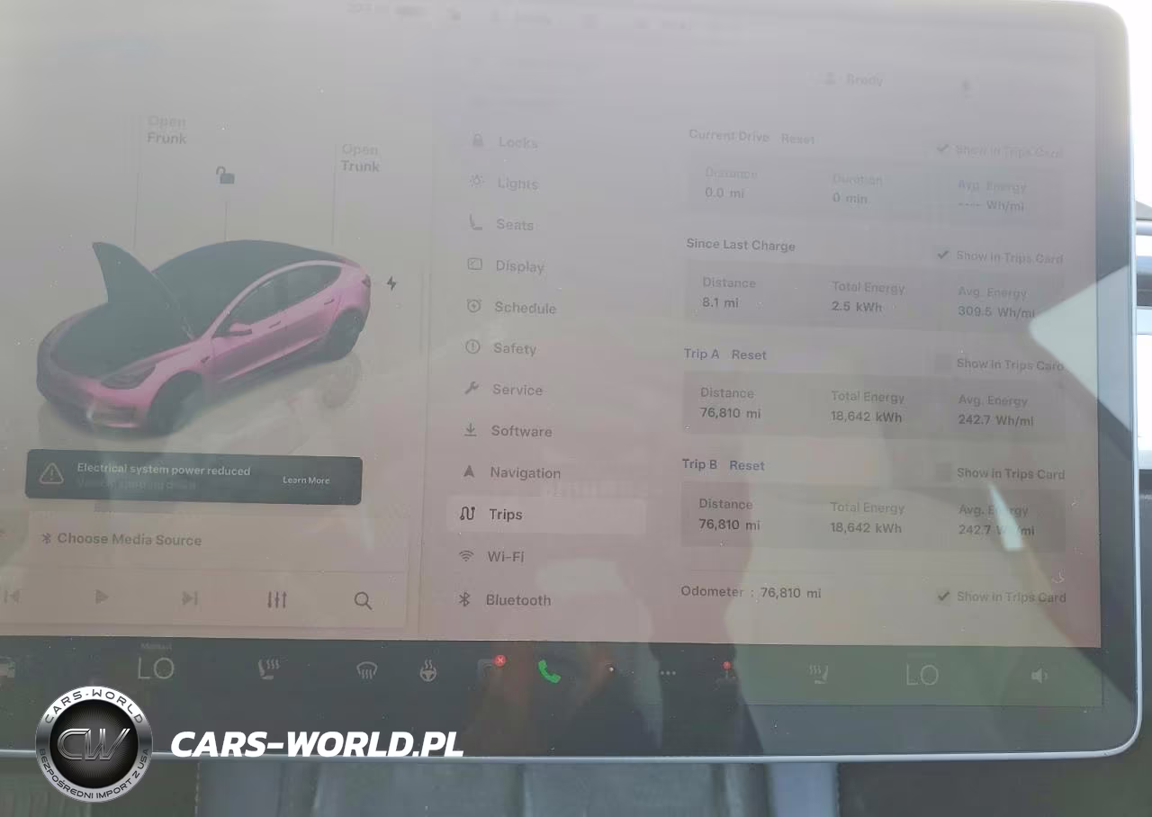 2022 Tesla Model 3 VIN:5YJ3E1EA0NF329747 - 9