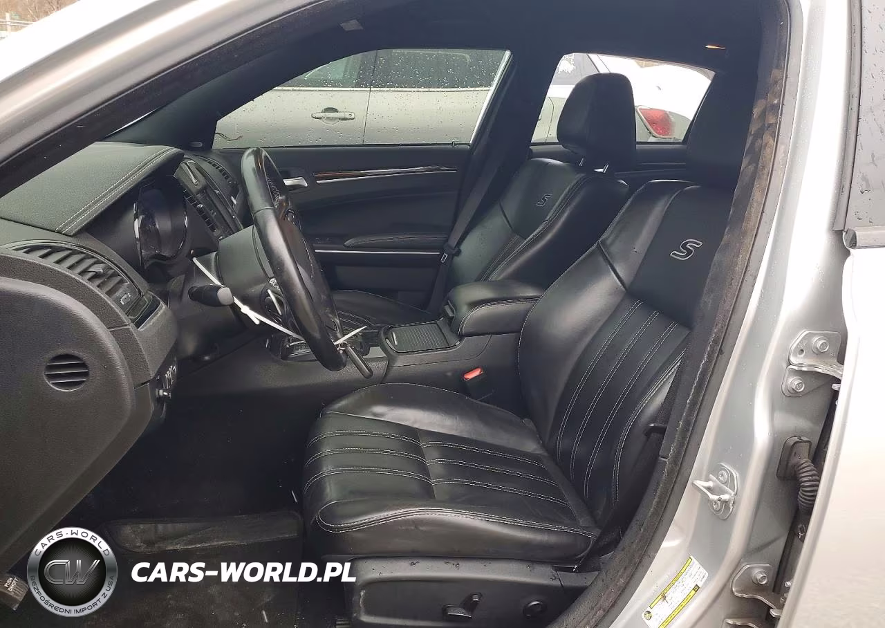 2020 Chrysler 300 S VIN:2C3CCAGG5LH148310 - 7