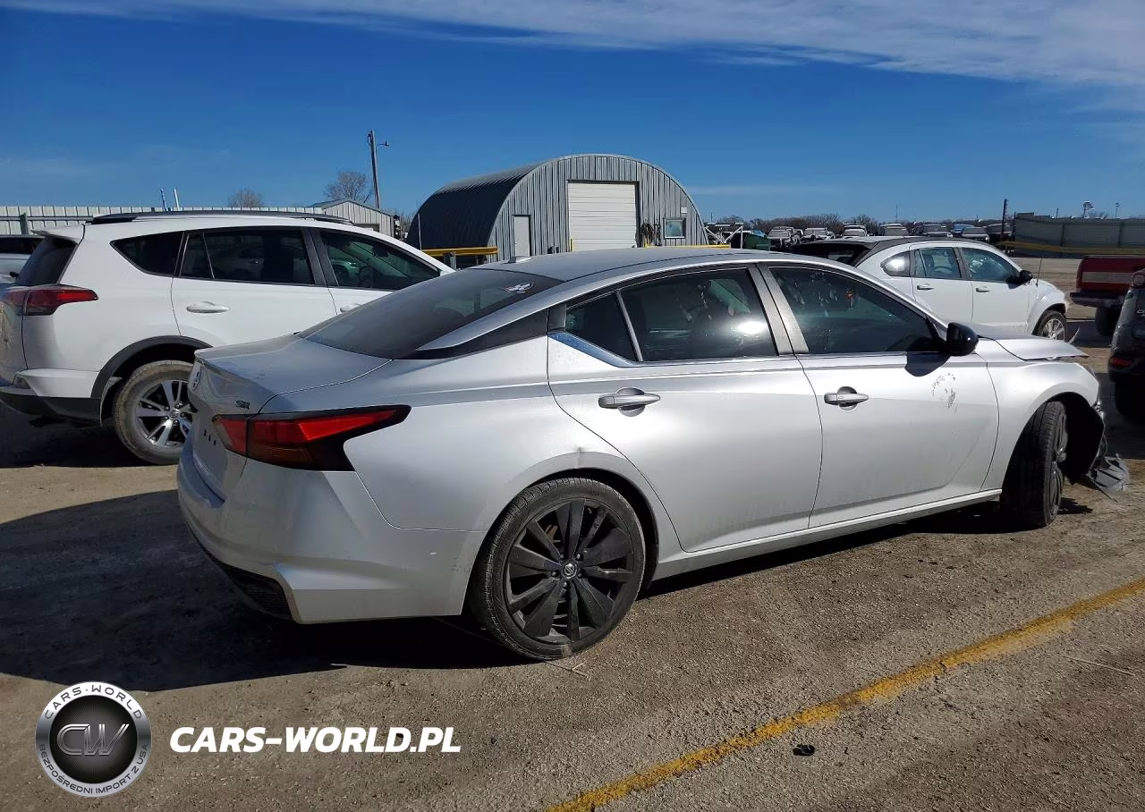 2019 Nissan Altima Sr VIN:1N4BL4CV2KC177087 - 3