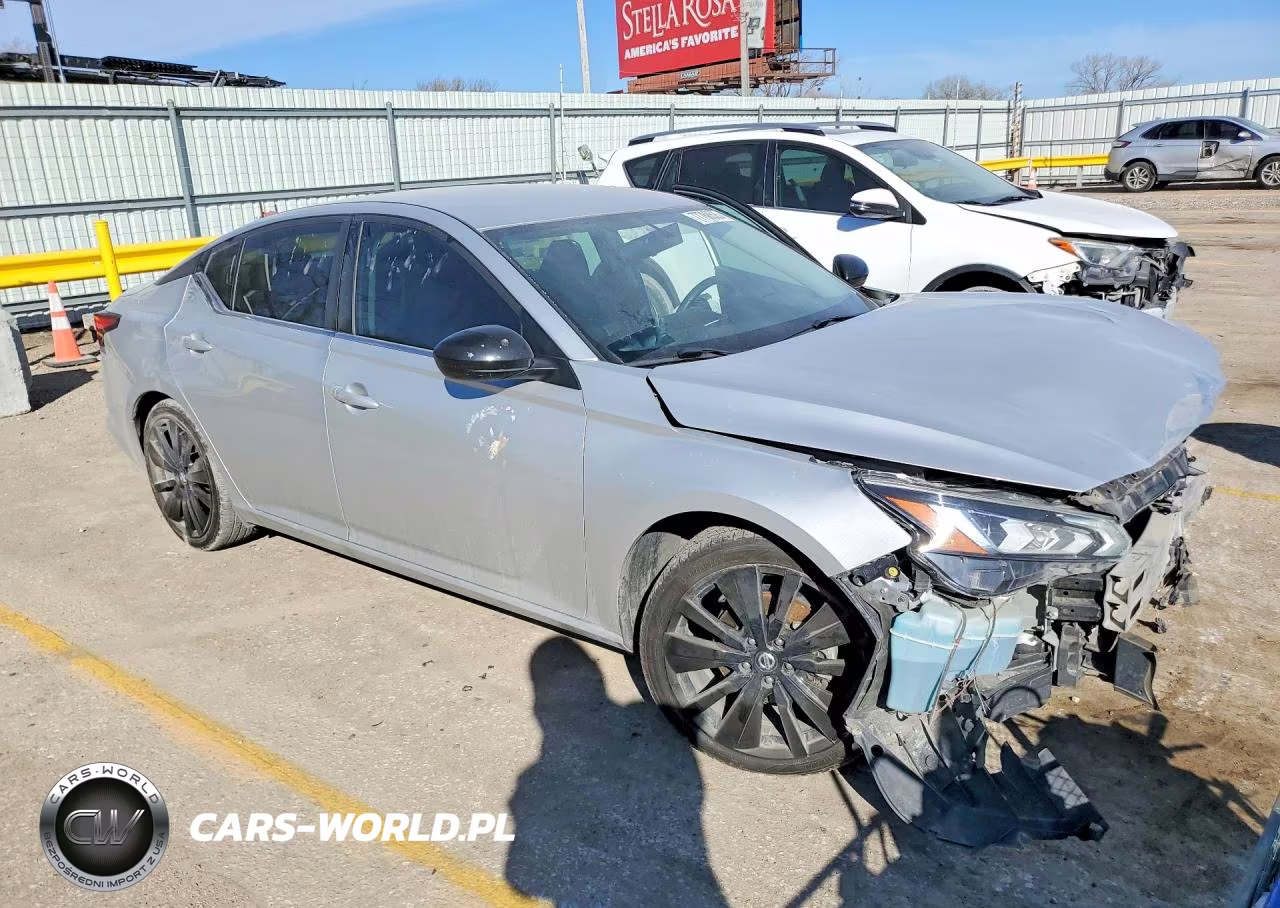 2019 Nissan Altima Sr VIN:1N4BL4CV2KC177087 - 4