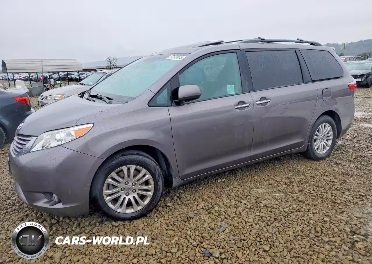 2017 Toyota Sienna Xle