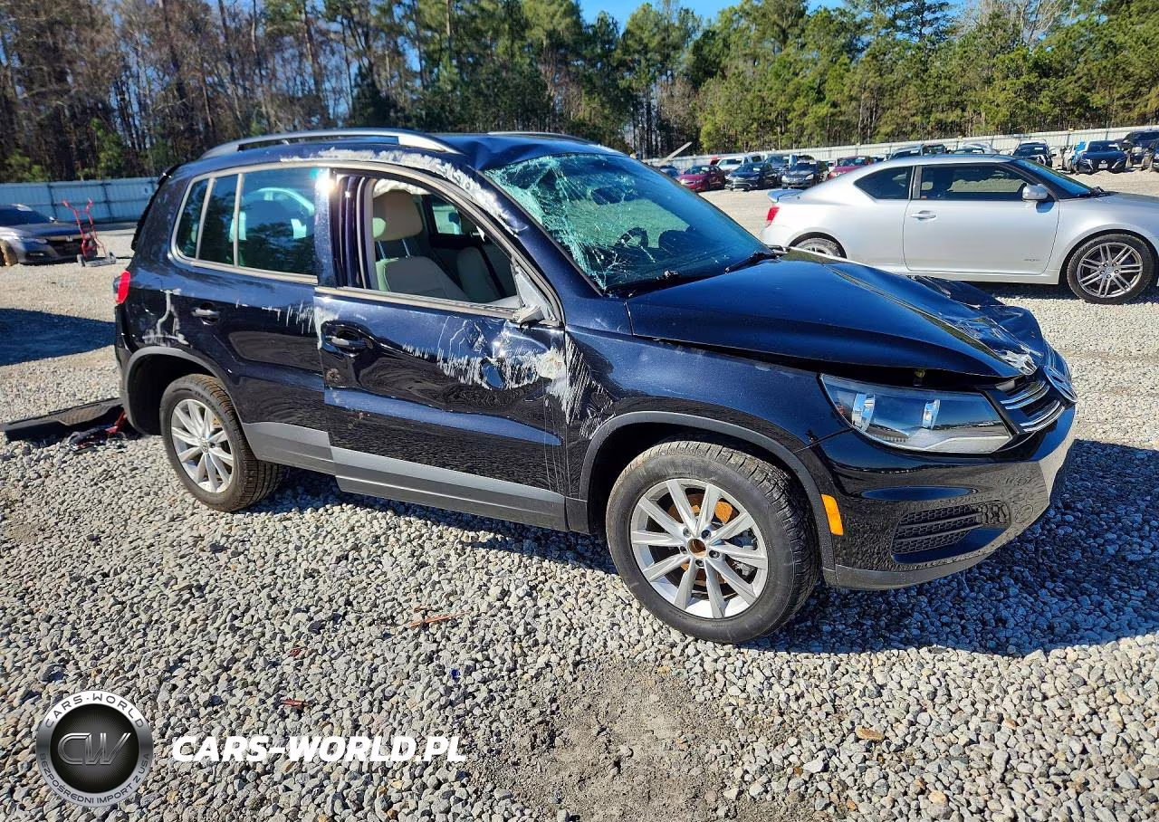 2015 Volkswagen Tiguan S VIN:WVGAV7AX1FW545359 - 4