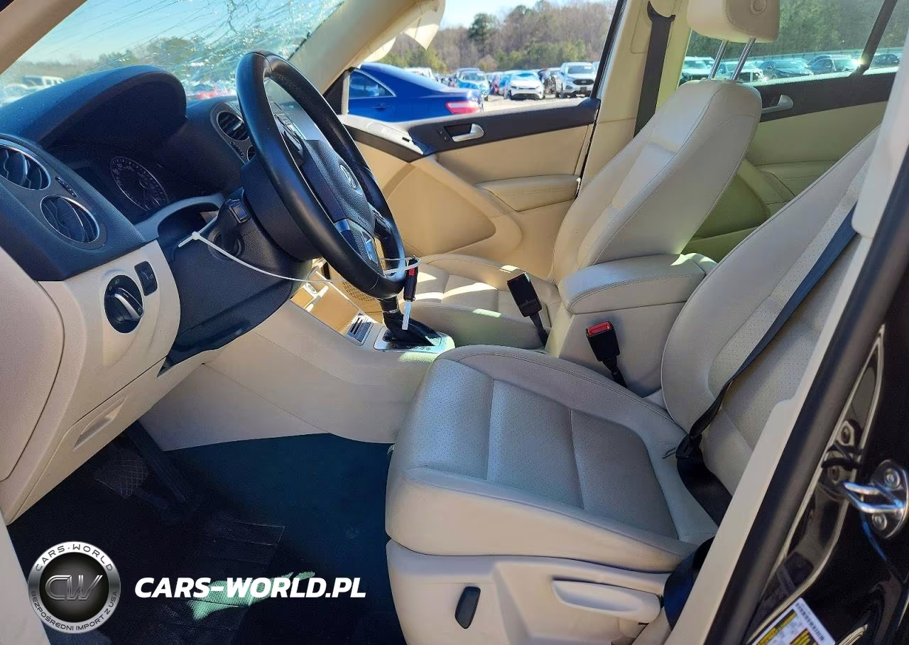 2015 Volkswagen Tiguan S VIN:WVGAV7AX1FW545359 - 7