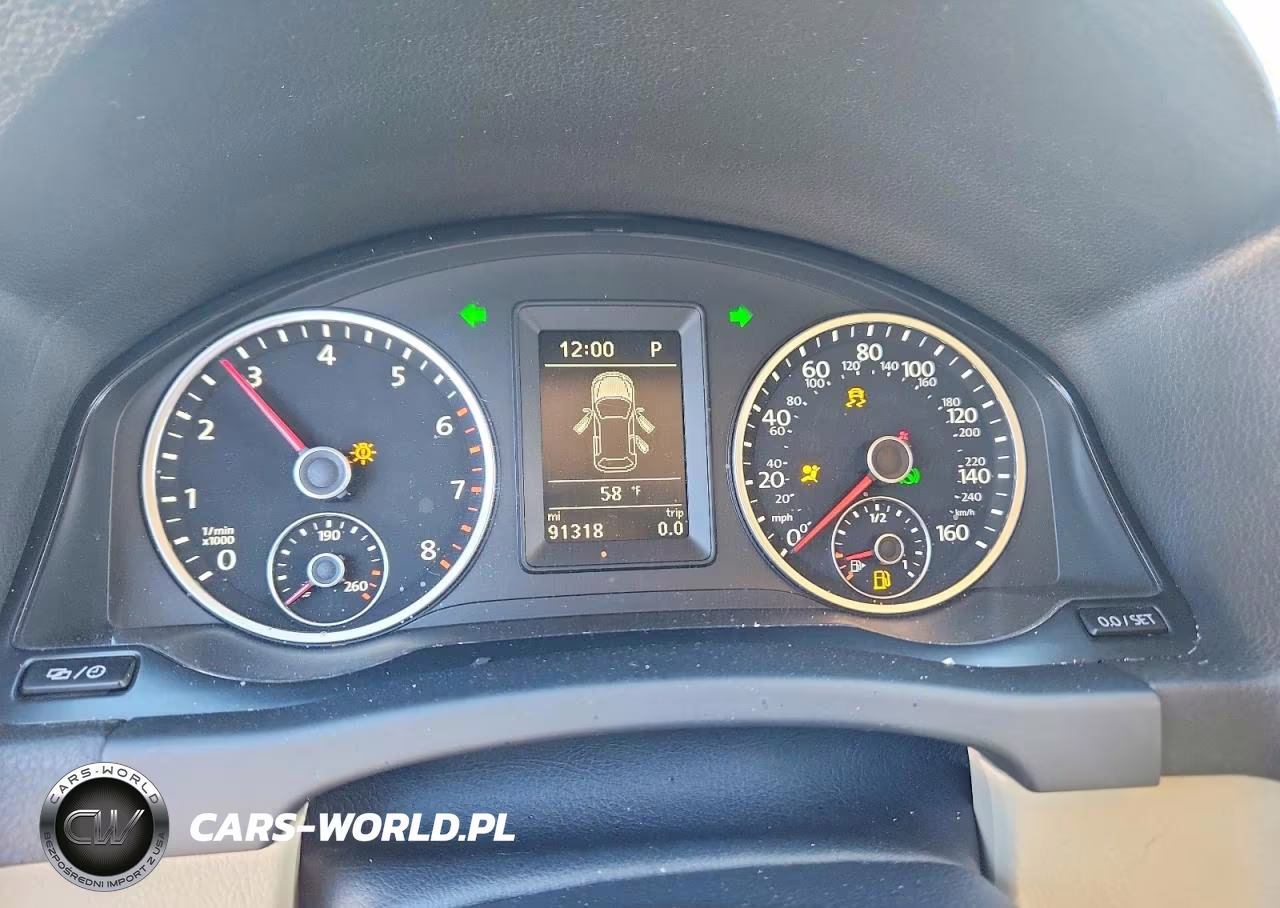 2015 Volkswagen Tiguan S VIN:WVGAV7AX1FW545359 - 9