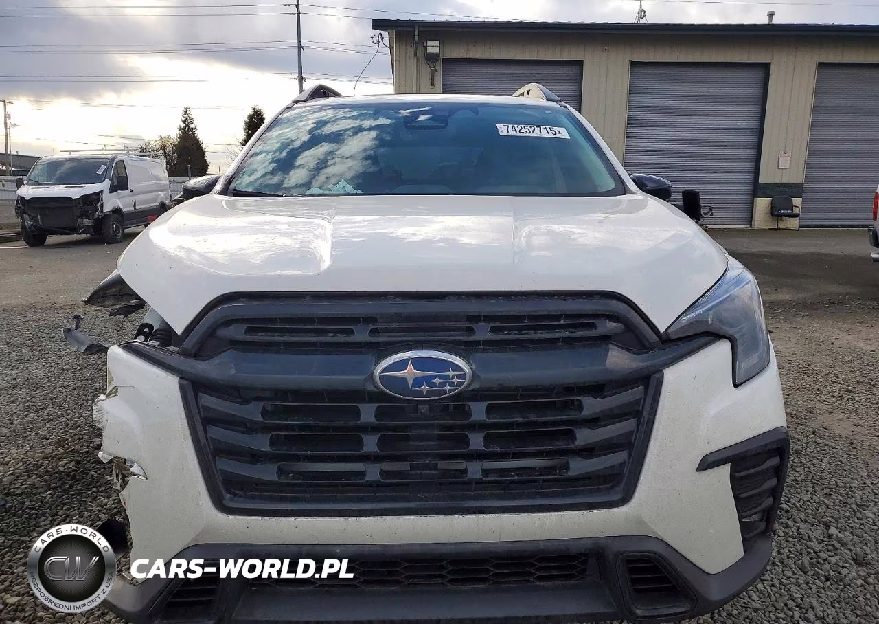 2024 Subaru Ascent Onyx Edition VIN:4S4WMAKD7R3409740 - 5