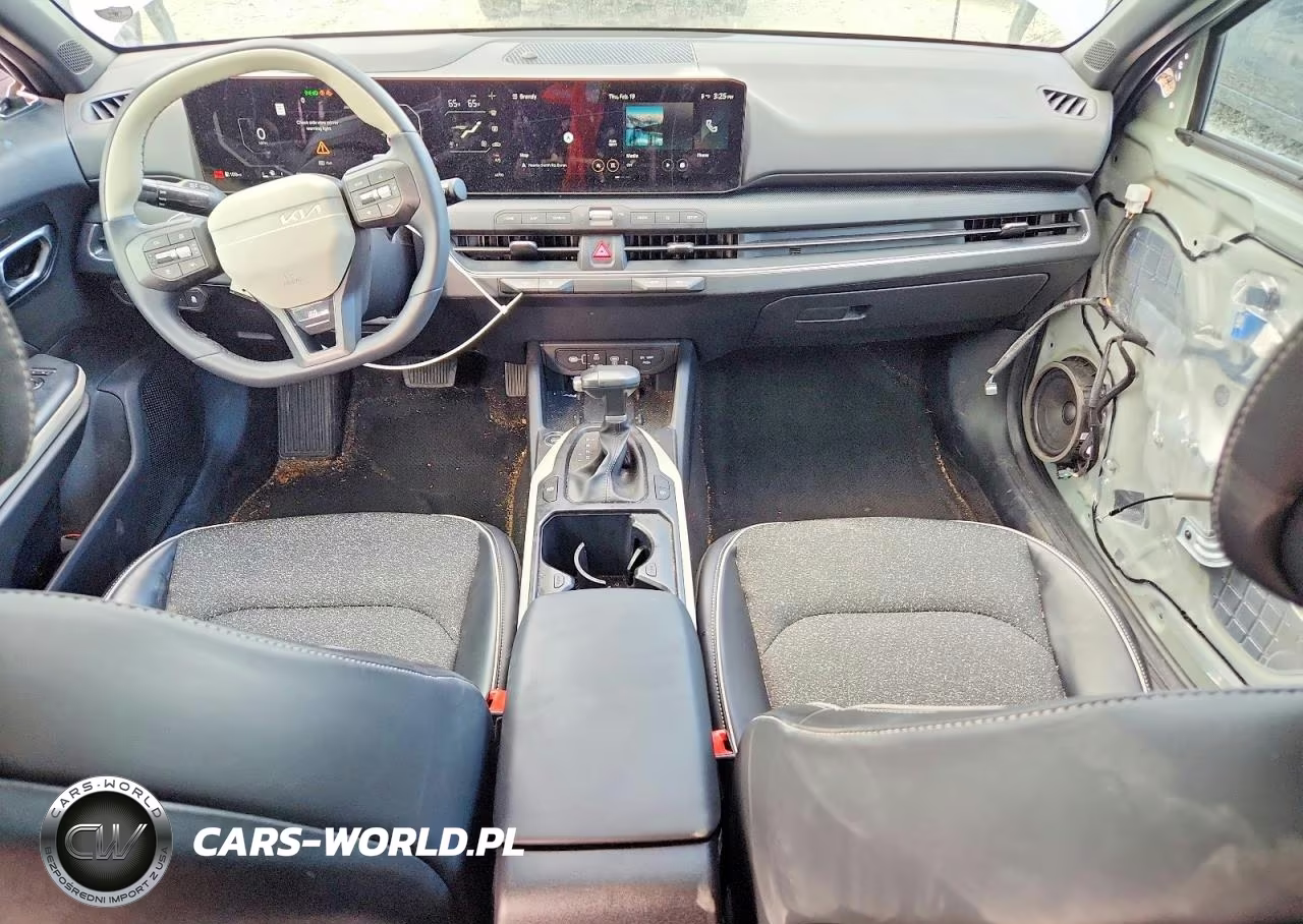 2025 Kia K4 Gt-Line VIN:3KPFW4DE5SE037142 - 8