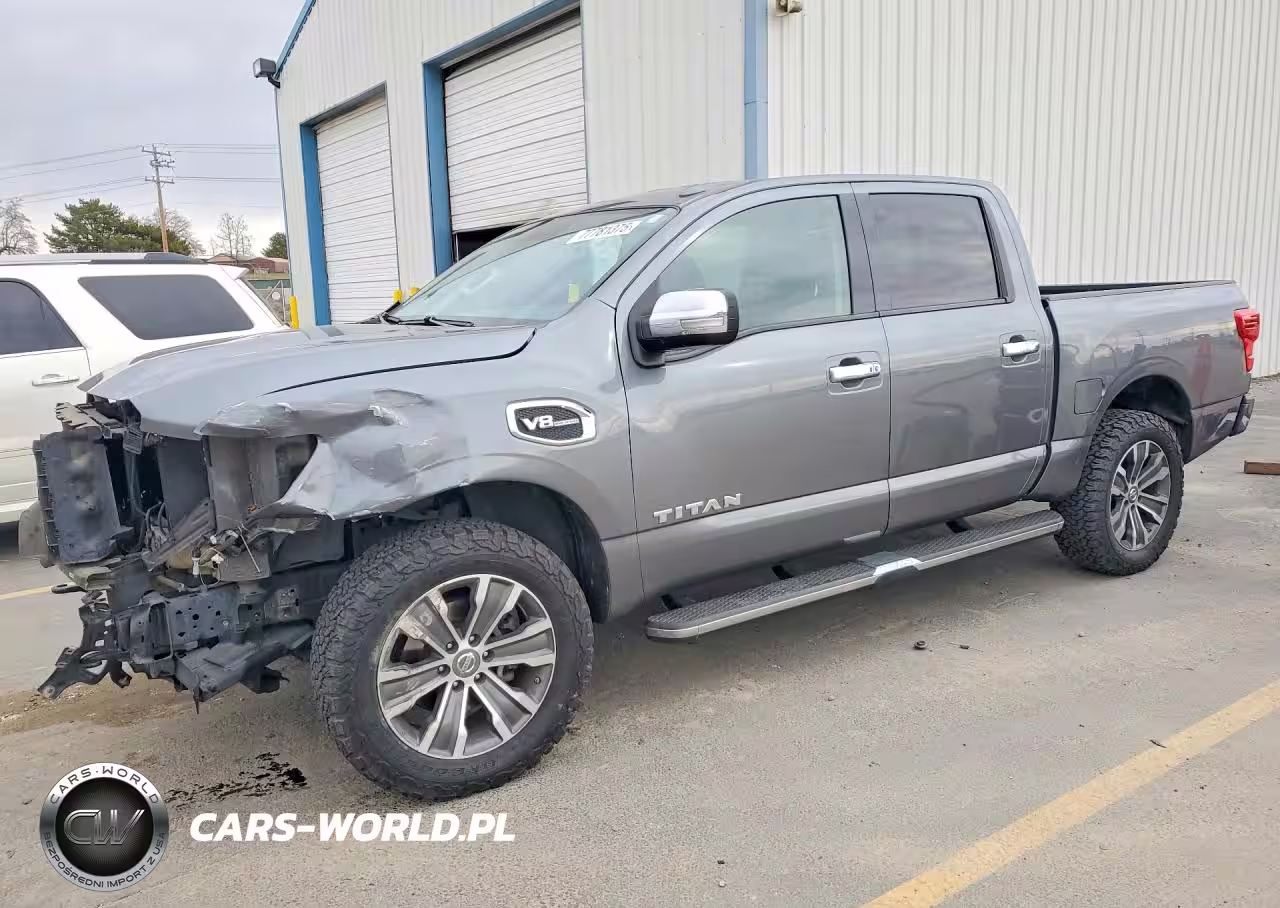 2017 Nissan Titan Sv