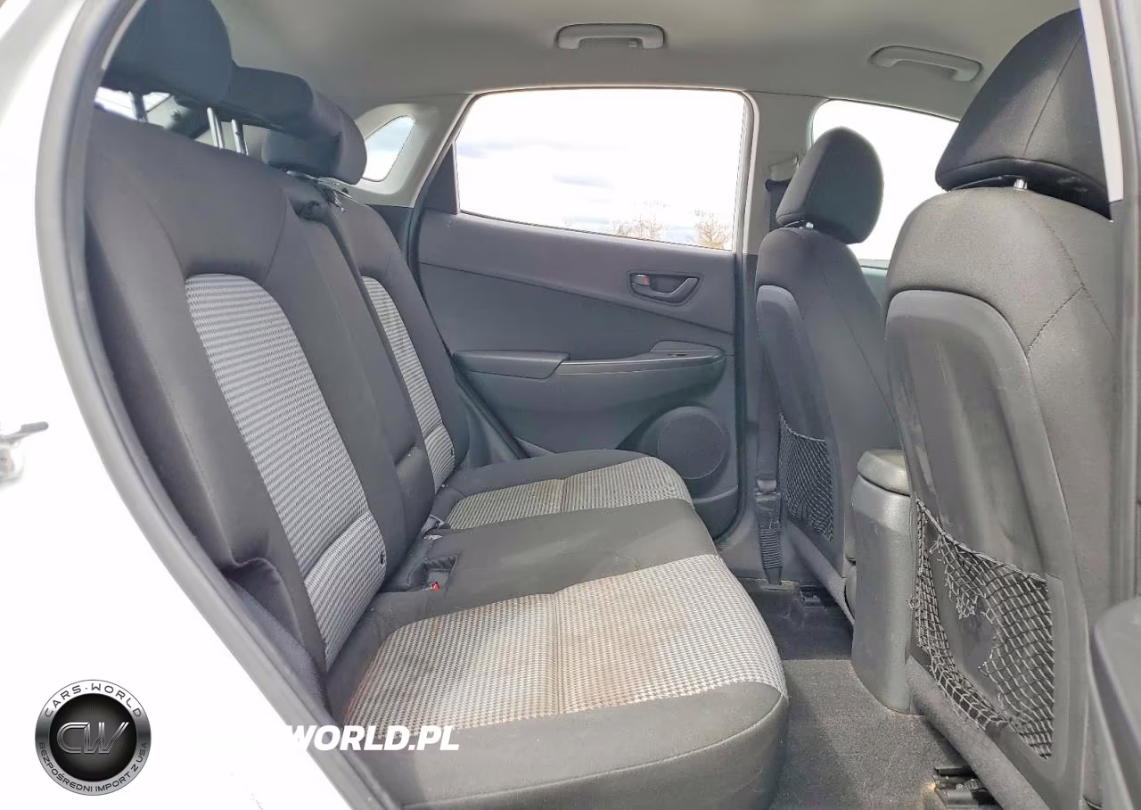 2020 Hyundai Kona Se VIN:KM8K12AA9LU583900 - 11