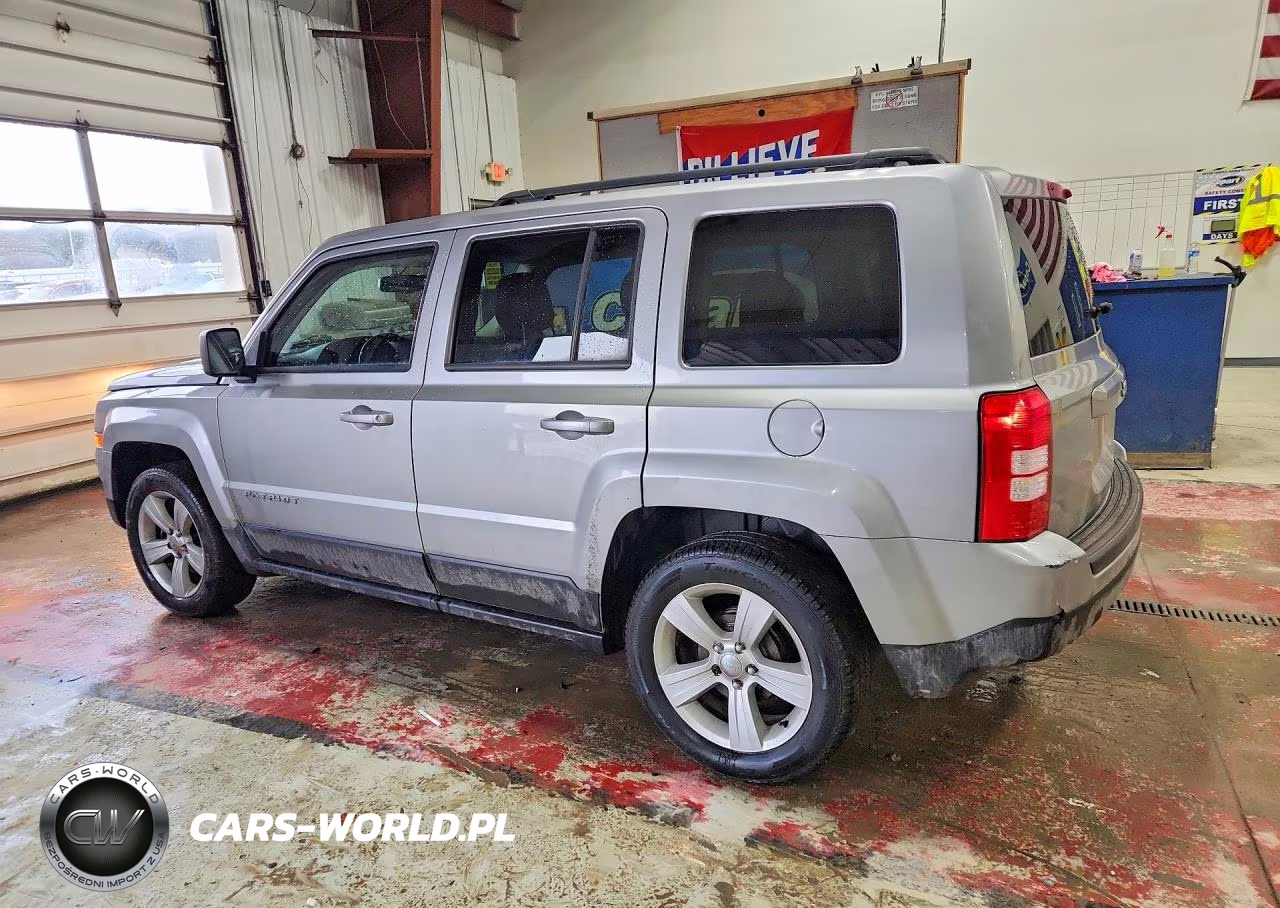 2016 Jeep Patriot Latitude VIN:1C4NJPFA1GD792352 - 2