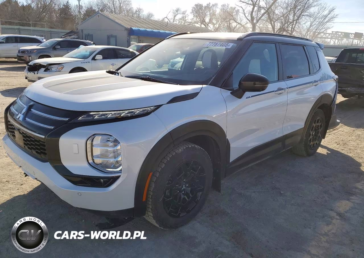 2025 Mitsubishi Outlander Se