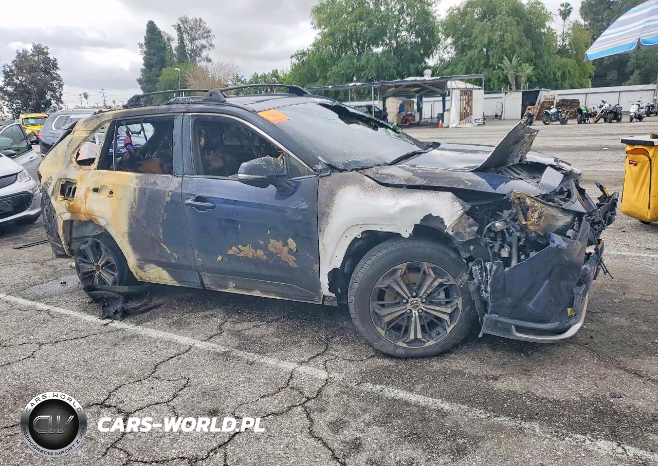 2022 Toyota Rav4 Prime Xse VIN:JTMEB3FV9ND108797 - 4