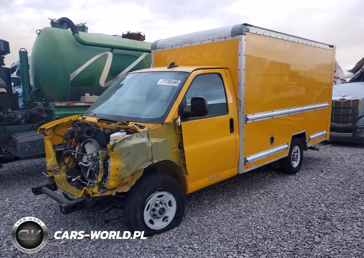 2023 GMC Savana Box Truck