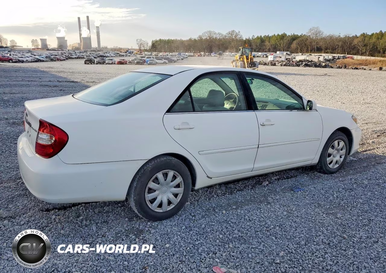 2002 Toyota Camry Le VIN:4T1BE32K12U506549 - 3