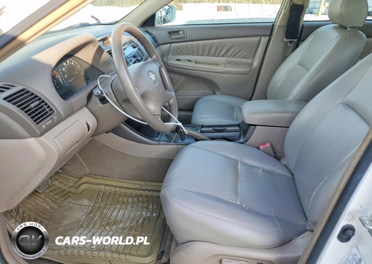 2002 Toyota Camry Le VIN:4T1BE32K12U506549 - 7