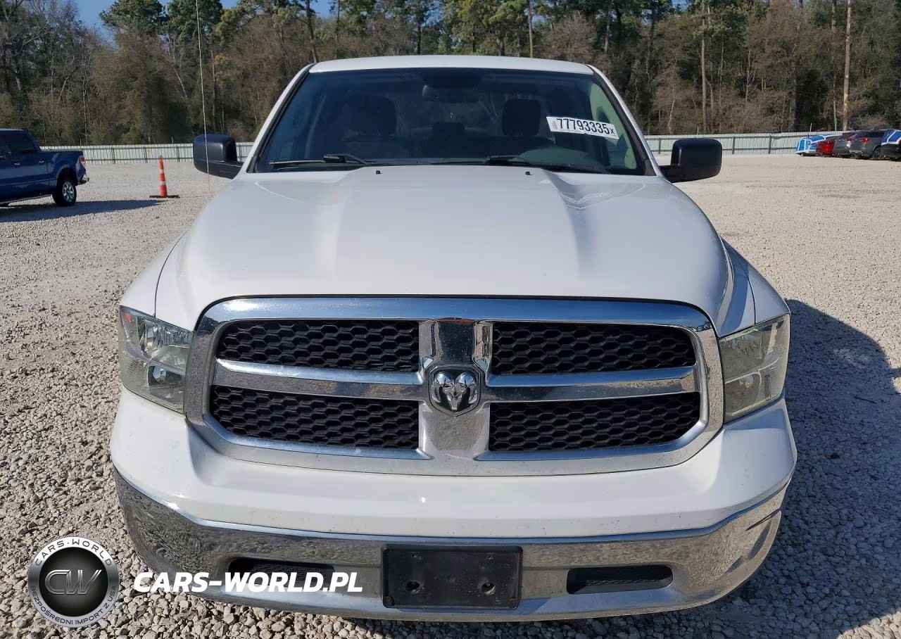 2019 Ram 1500 Classic Tradesman VIN:1C6RR6FG9KS552695 - 5