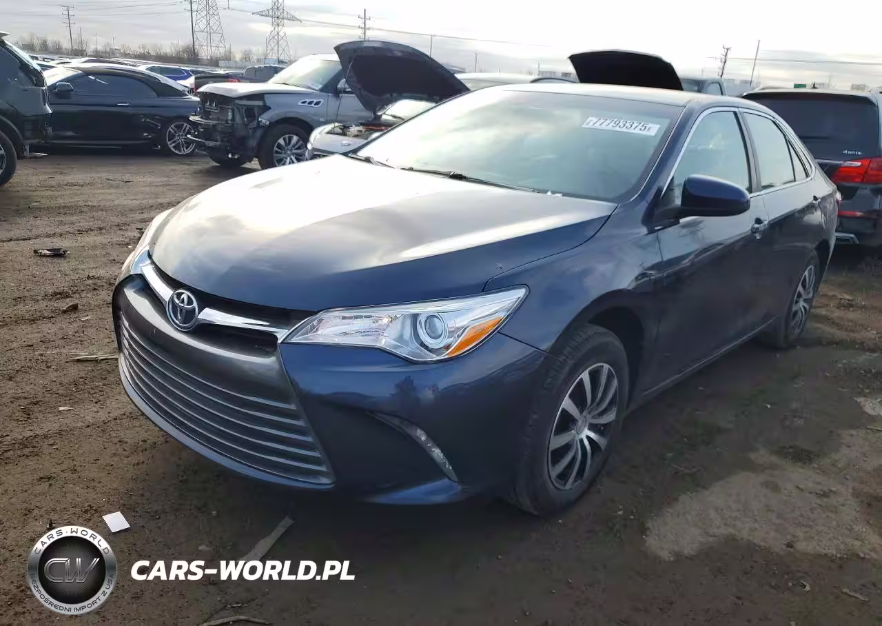 2015 Toyota Camry Le