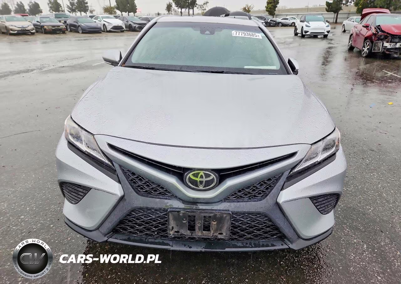 2018 Toyota Camry L VIN:JTNB11HK8J3049833 - 5