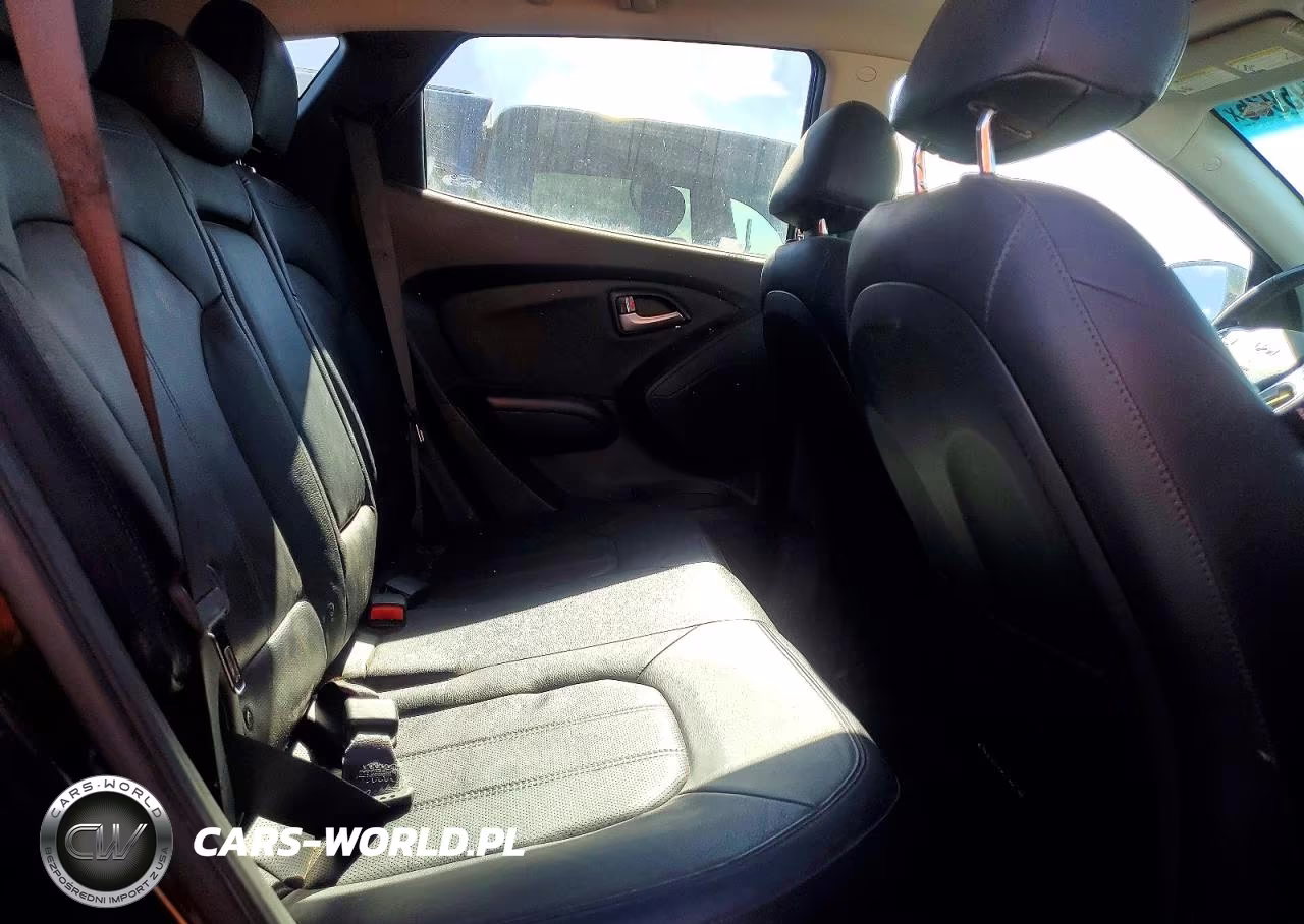 2010 Hyundai Tucson Gls VIN:KM8JUCAC5AU085362 - 11