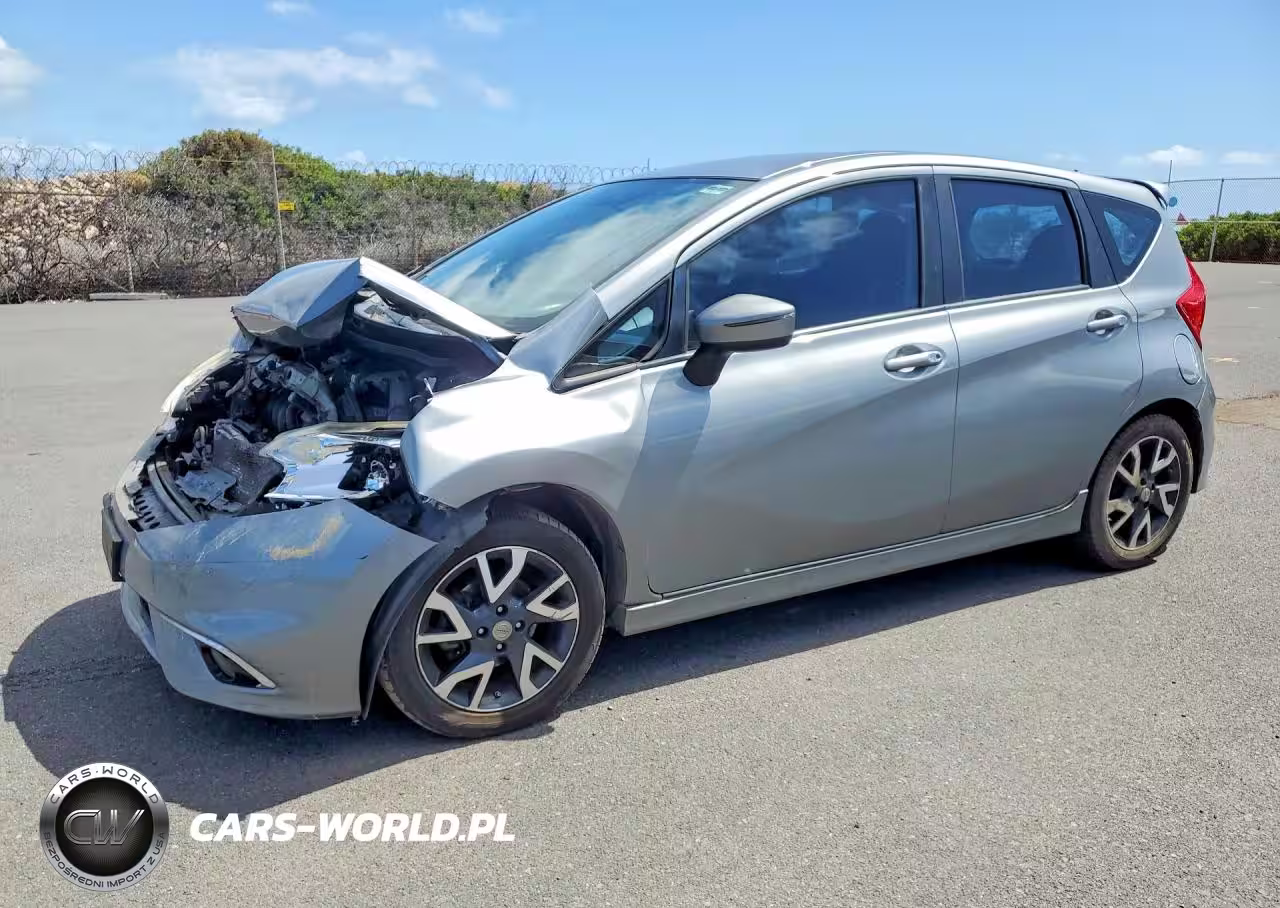 2015 Niss Versa Note