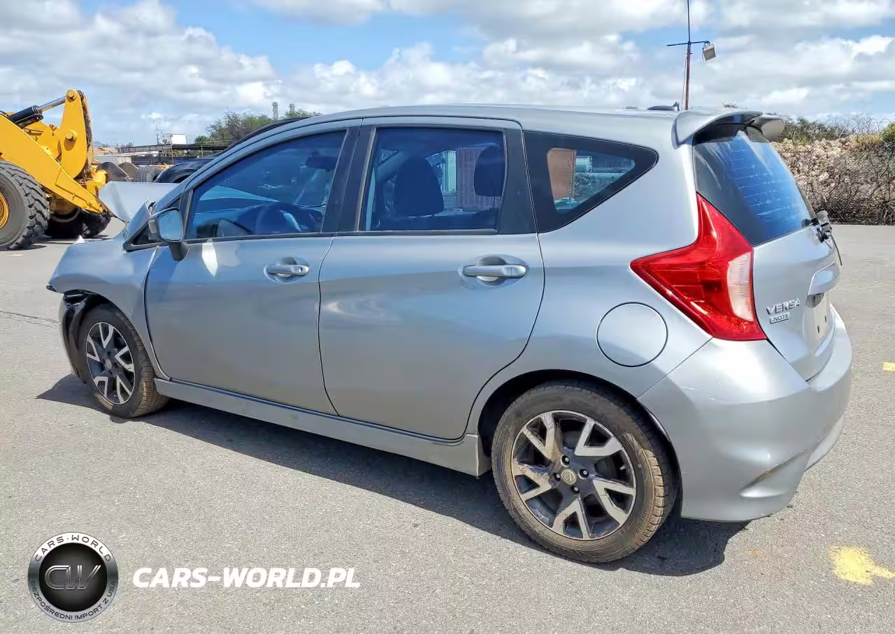 2015 Niss Versa Note VIN:3N1CE2CP2FL449701 - 2
