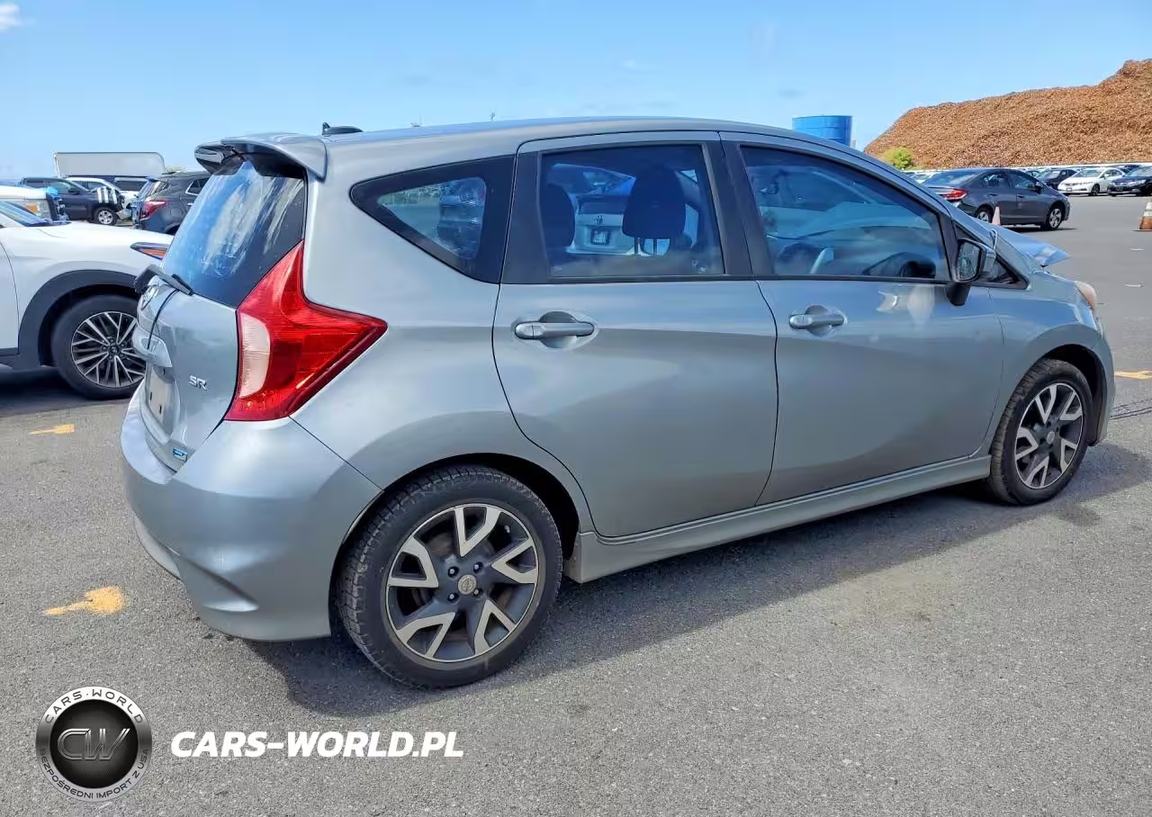 2015 Niss Versa Note VIN:3N1CE2CP2FL449701 - 3