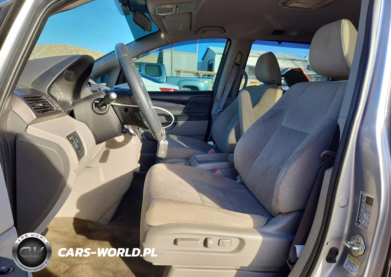 2017 Honda Odyssey Se VIN:5FNRL5H34HB018248 - 7