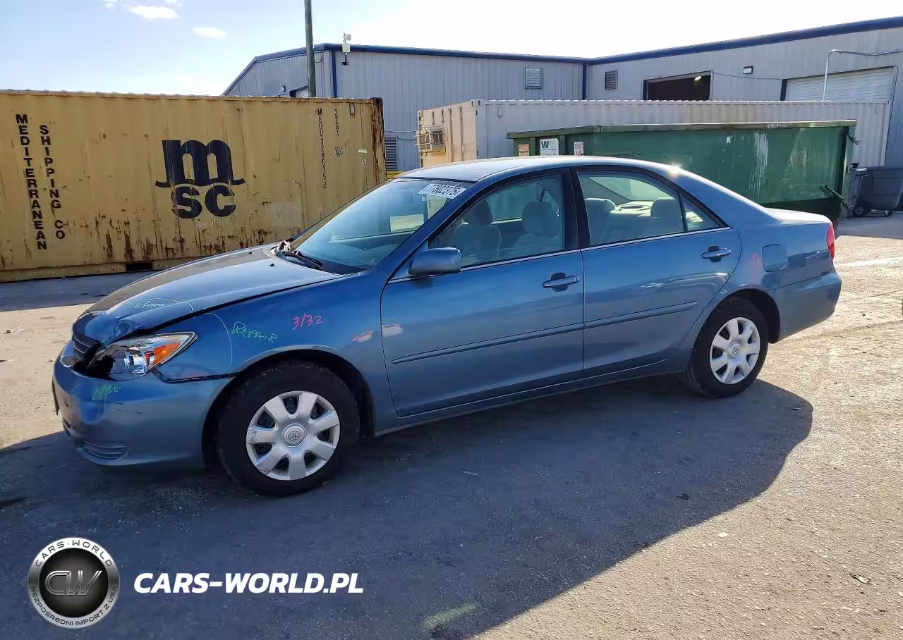 2004 Toyota Camry Le