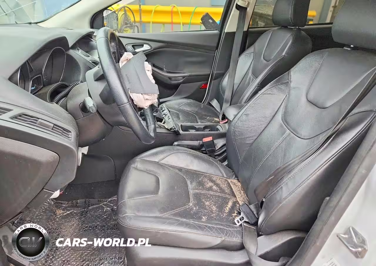 2016 Ford Focus Se VIN:1FADP3F25GL225617 - 7