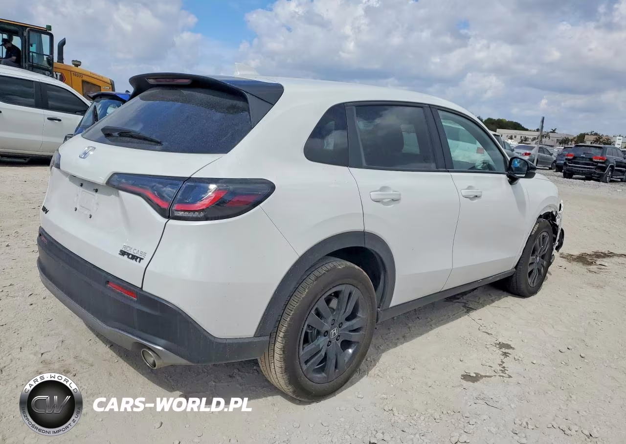 2026 Honda Hr-V Sport VIN:3CZRZ1H56TM700359 - 3
