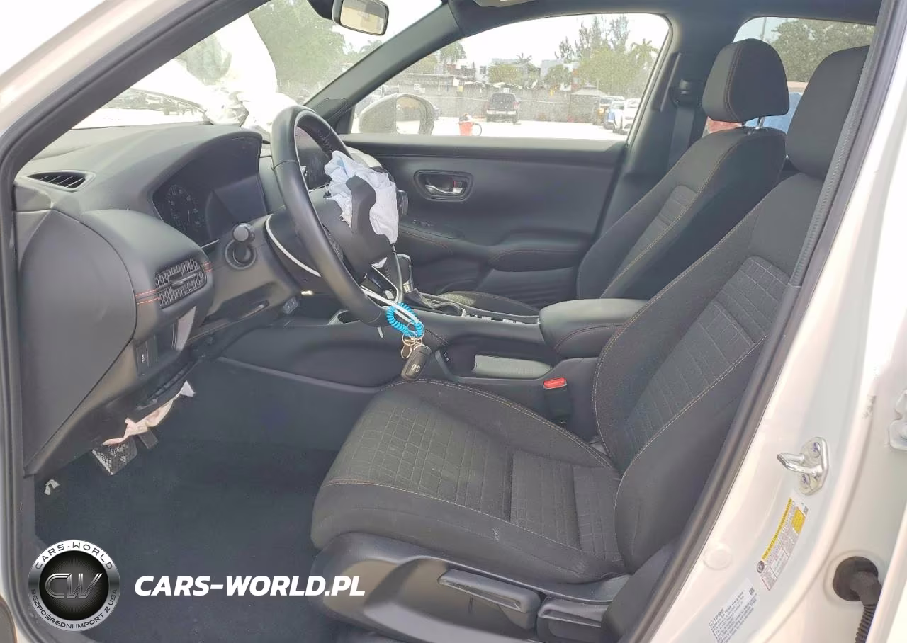 2026 Honda Hr-V Sport VIN:3CZRZ1H56TM700359 - 7