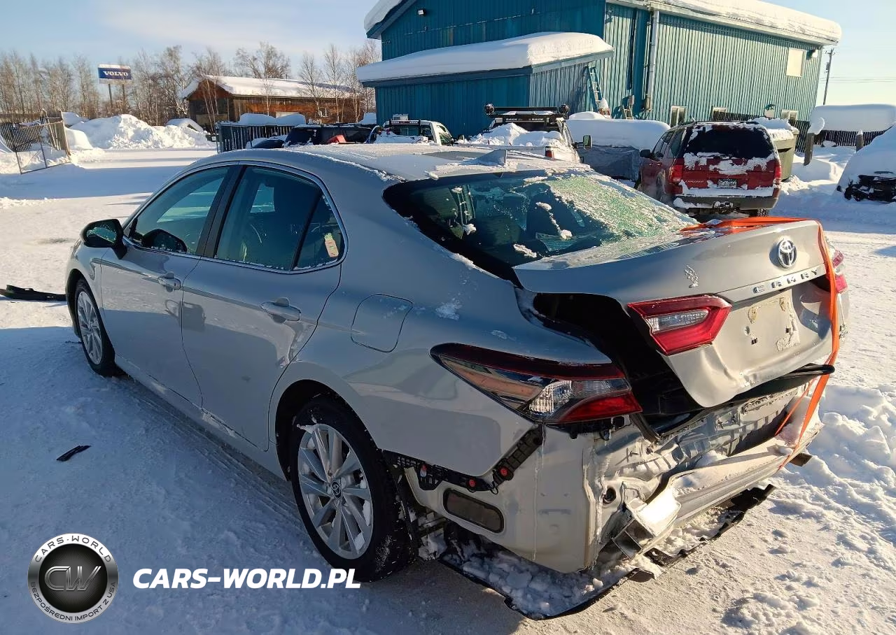2022 Toyota Camry Le VIN:4T1C11BK0NU065666 - 2