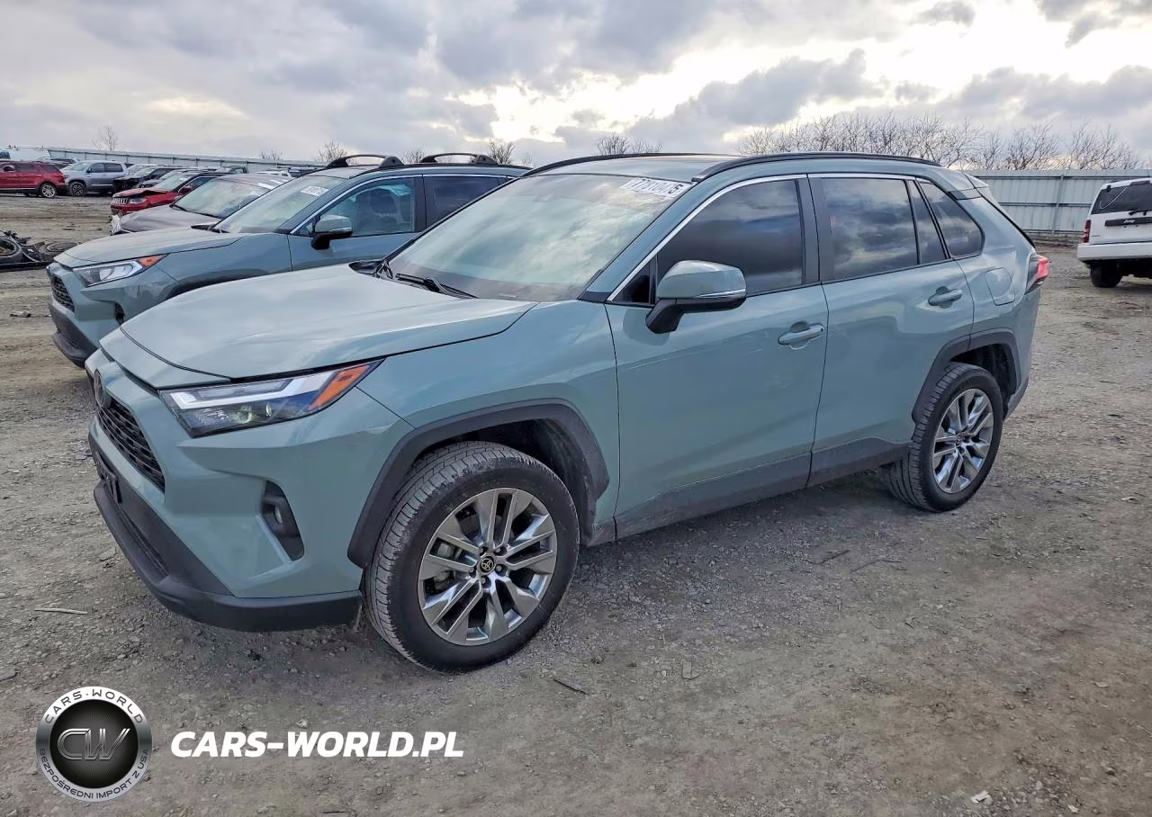 2022 Toyota Rav4 Xle Premium