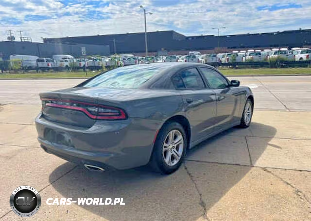 2019 Dodge Charger Sxt VIN:2C3CDXBG8KH699143 - 4