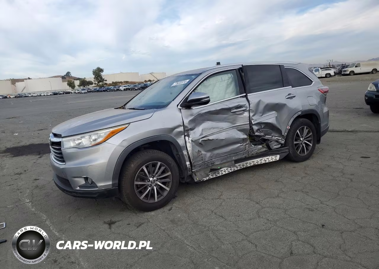 2016 Toyota Highlander Xle – zdjęcie 1 z 11
