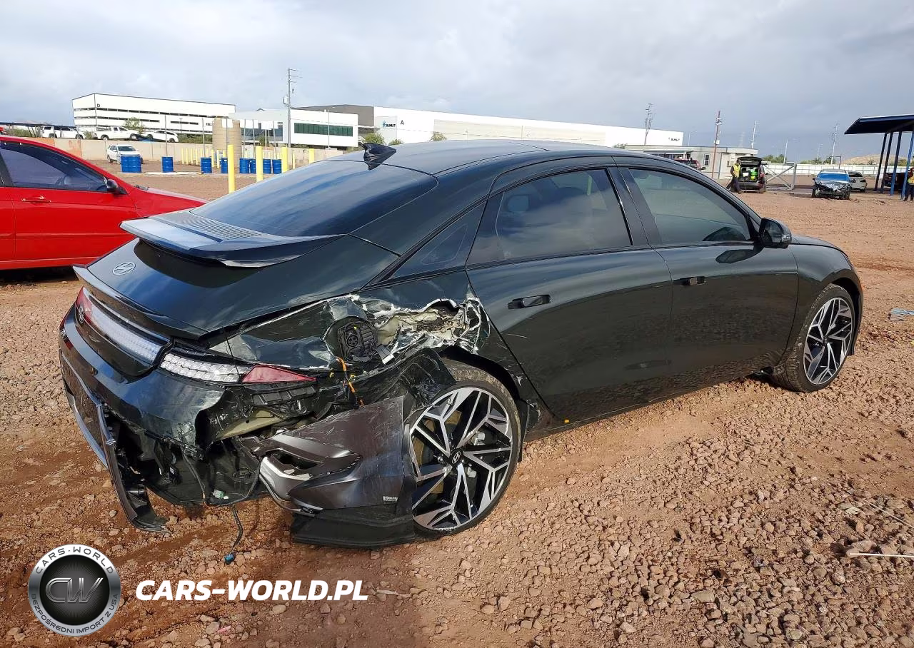 2024 Hyundai Ioniq 6 Limited VIN:KMHM54AA7RA058031 - 3