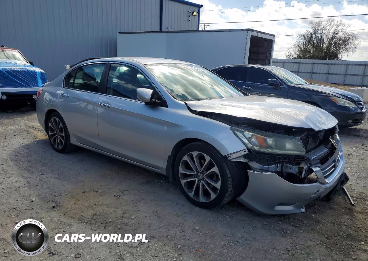 2015 Honda Accord Sport VIN:1HGCR2F50FA123657 - 4