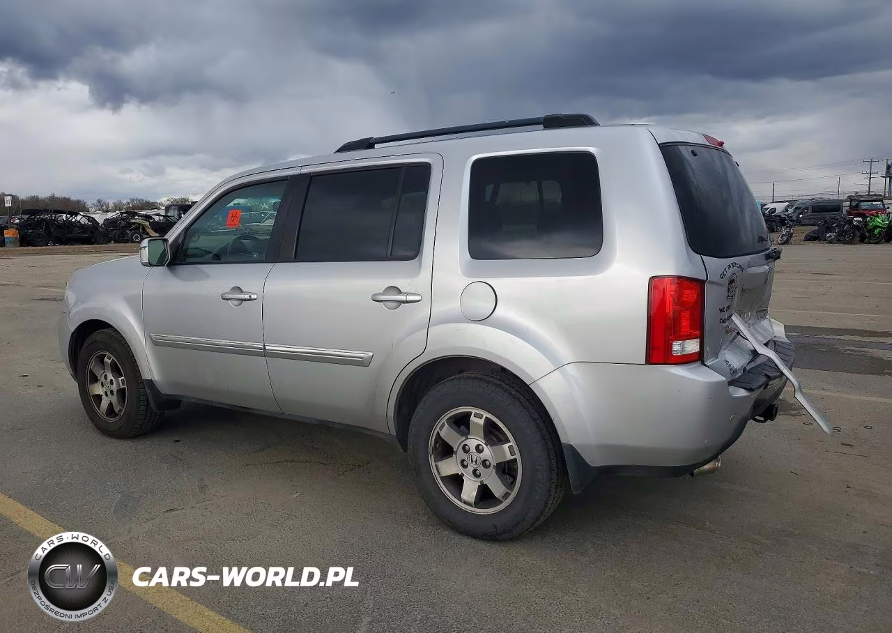 2011 Honda Pilot Touring VIN:5FNYF4H95BB068651 - 2