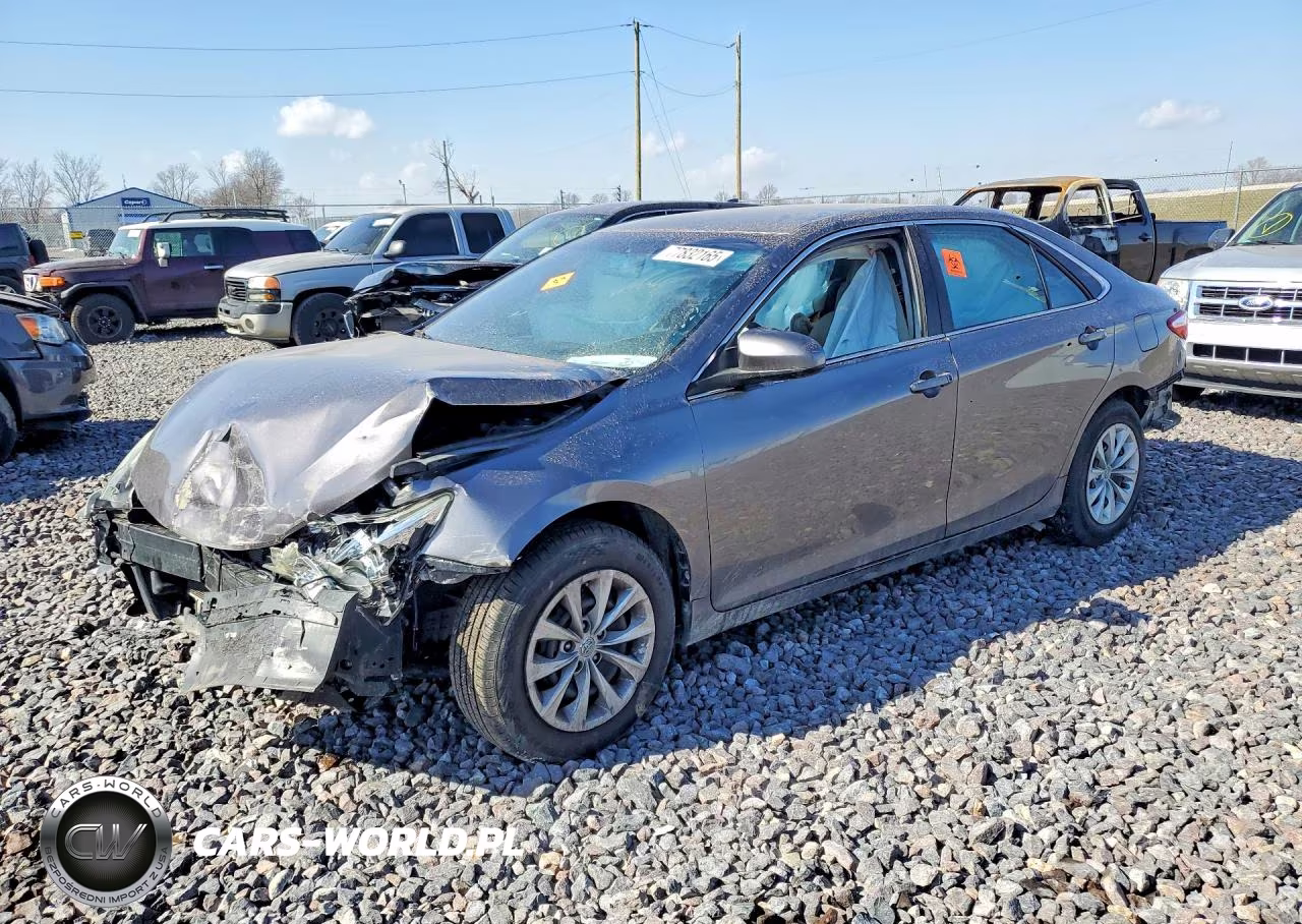 2015 Toyota Camry Le