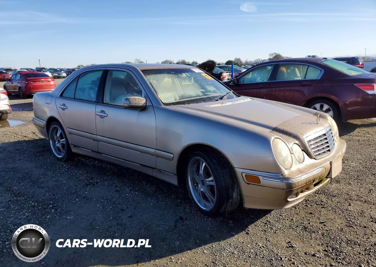 2002 Mercedes-Benz E-Class VIN:WDBJF65J52B427767 - 4