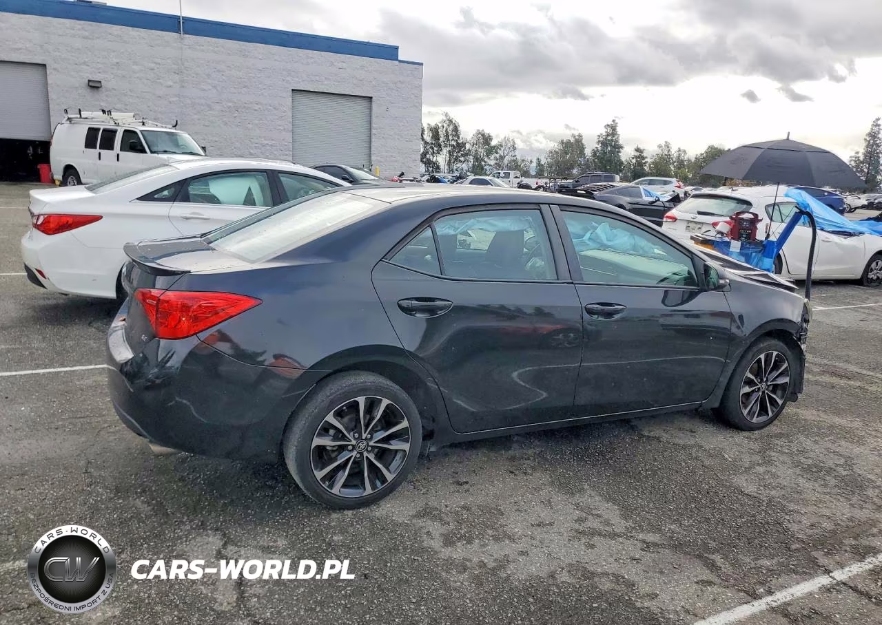 2019 Toyota Corolla L VIN:5YFBURHE3KP938410 - 3